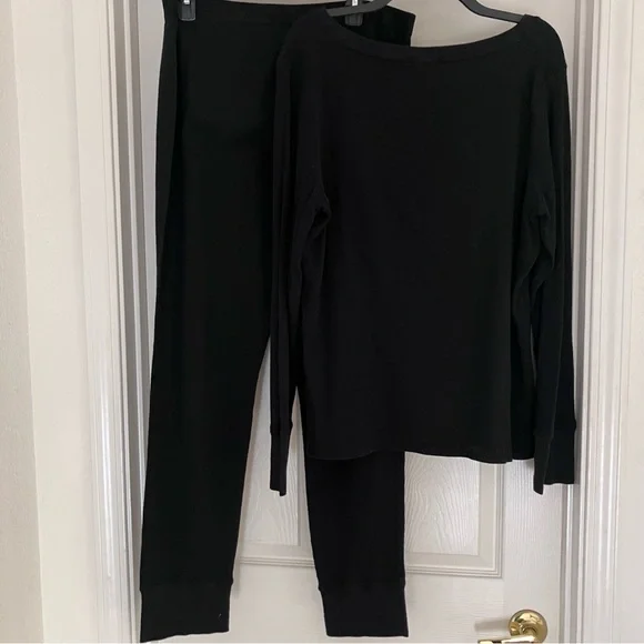 VICTORIA’S SECRET Black Long Thermal Waffle Knit Pajama Set XL Long - Picture 2 of 4